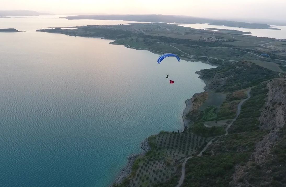 Paragliding